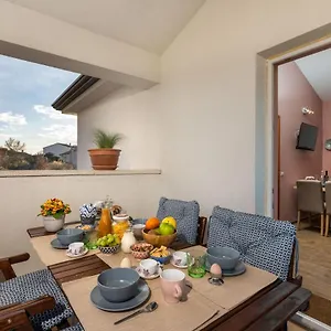 Karolina 2 Apartment